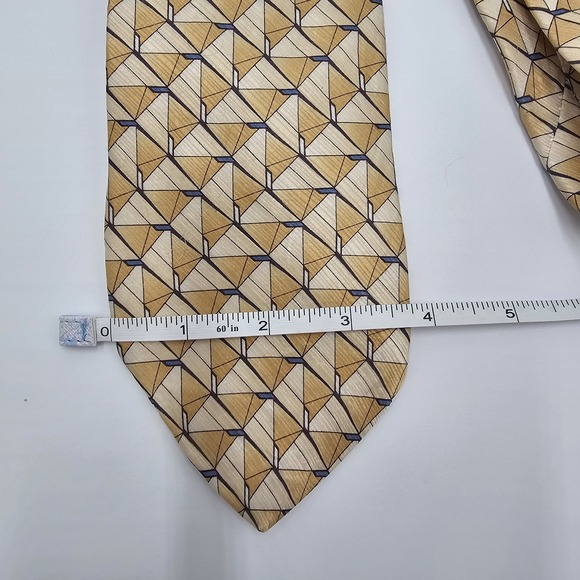 Stafford 100% Silk Tie Gold Geometric Art Deco Pattern 4" Wide Classic Necktie - Picture 3 of 3
